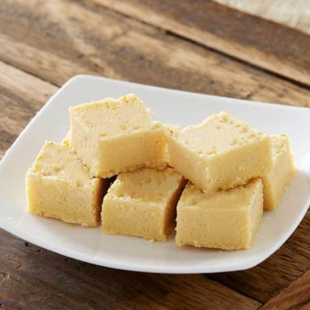 Plain Burfi.